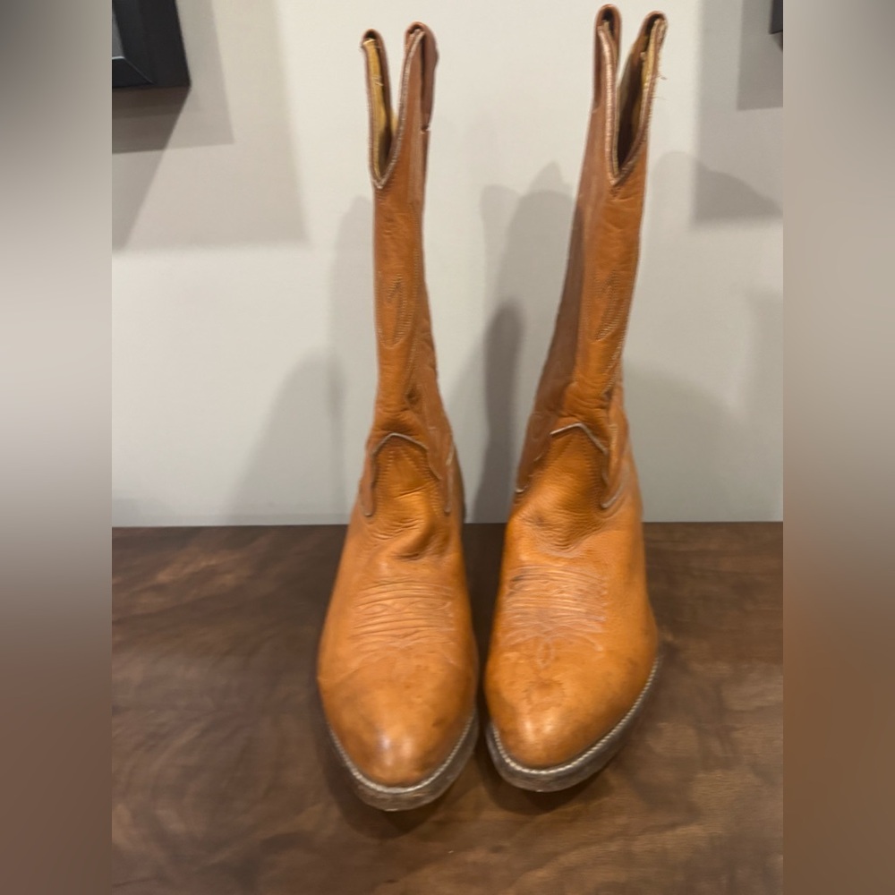 Nocona Light Brown Western Boots - Picture 3 of 10